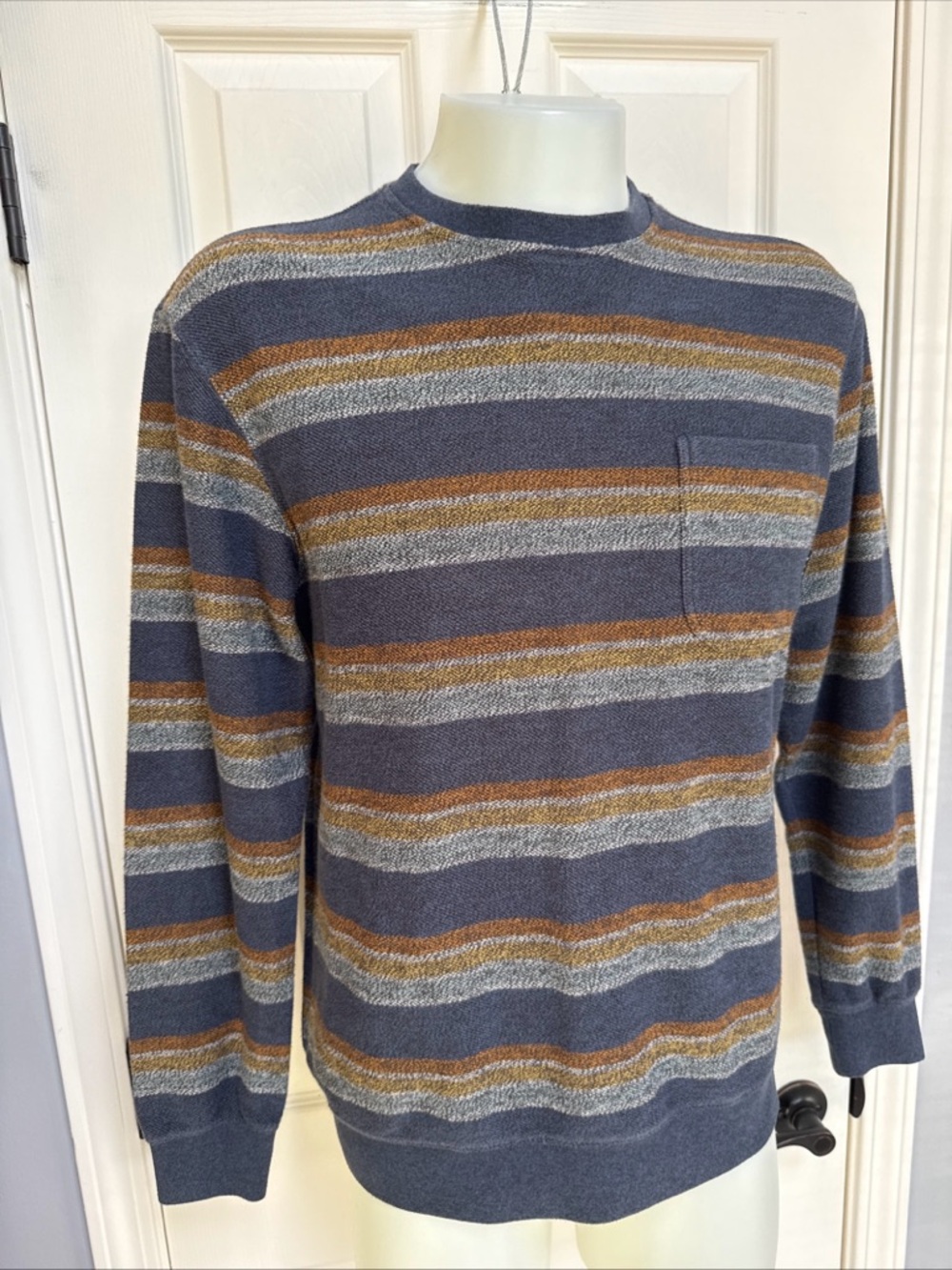 VISSLA Men Crewneck Sweatshirt Long Sleeve Pocket Pullover Blue Striped Henley L